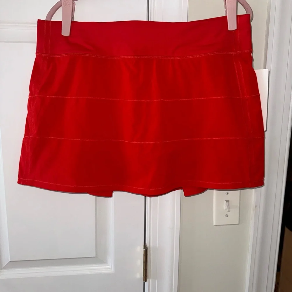 NWT Lululemon Pace Rival Mid-Rise Skirt in Hot Heat, Size 12. - Picture 9 of 10